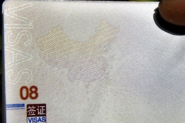 Philippines áp quy định mới với hộ chiếu "lưỡi bò" Trung Quốc 