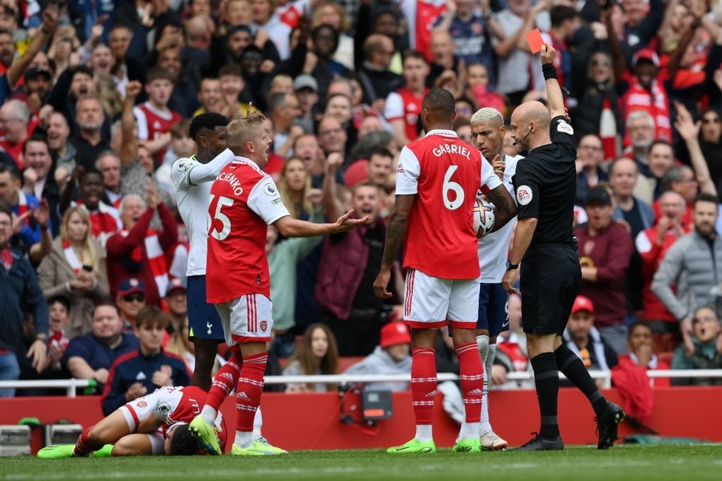 Arsenal đè bẹp 10 người của Tottenham - 2 Arsenal đè bẹp 10 người của Tottenham - 2