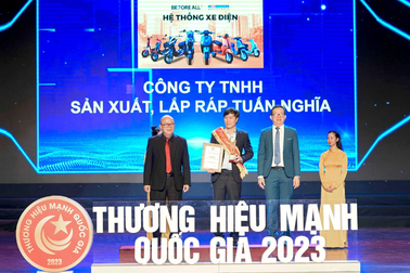 Xe điện Before All nhận giải top 10 "Thương hiệu mạnh quốc gia 2023"