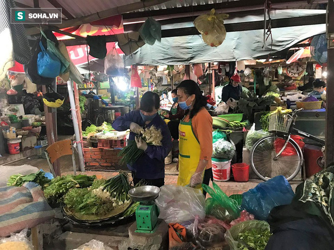 Chợ Châu Long bật Ghen Cô Vy sau tin Hà Nội có ca nhiễm Covid-19 - Ảnh 9. Chợ Châu Long bật Ghen Cô Vy sau tin Hà Nội có ca nhiễm Covid-19 - Ảnh 9.