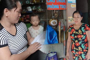 Công nhân bỏ phố về quê, chủ trọ khóc ròng, tiểu thương cũng "sạt nghiệp"