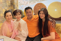 Lý Hùng vui mừng hội ngộ các "người tình" Diễm Hương, Mộng Vân, Thanh Trúc