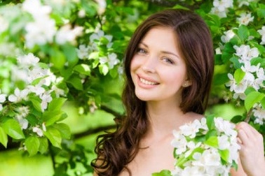 Ngày thế giới khỏa thân... làm vườn