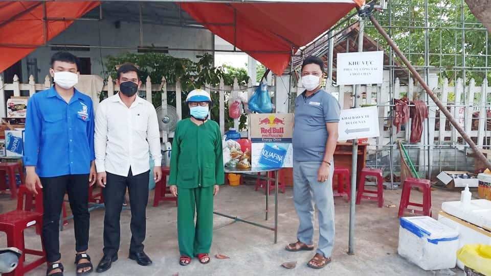 Mẹ Việt Nam Anh hùng ủng hộ chiến sĩ, bác sĩ tuyến đầu chống dịch - 2 Mẹ Việt Nam Anh hùng ủng hộ chiến sĩ, bác sĩ tuyến đầu chống dịch - 2