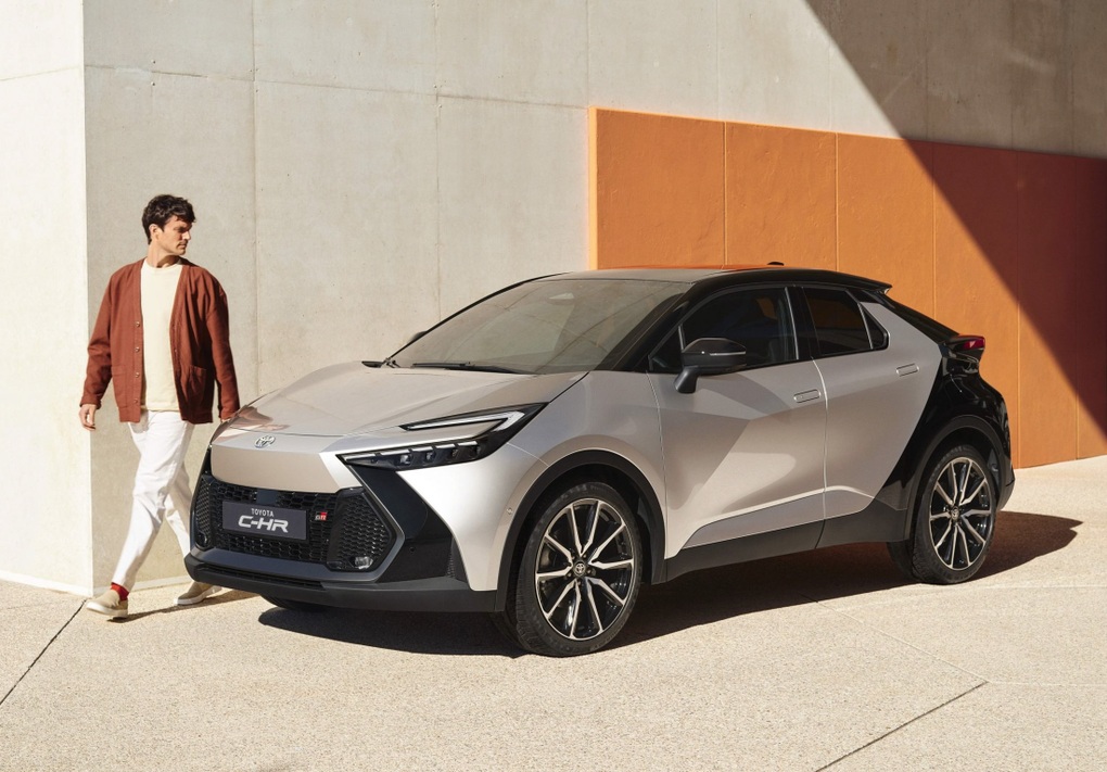 Toyota C-HR thế hệ mới trình làng, tăng áp lực cạnh tranh lên Honda HR-V - 5 Toyota C-HR thế hệ mới trình làng, tăng áp lực cạnh tranh lên Honda HR-V - 5