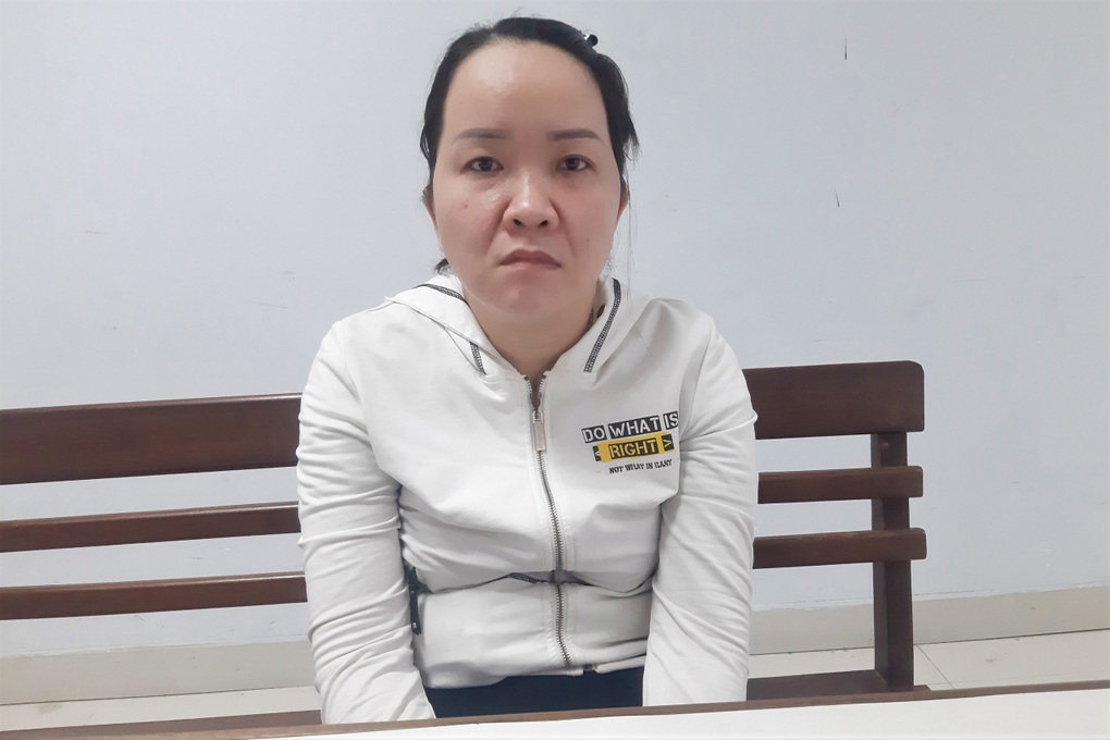 Hiệu trưởng, thủ quỹ lơ là cho kế toán giả chữ ký, rút tiền - 1