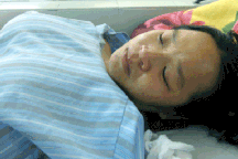 Con đã ra đi khi chưa một lần được bú bầu sữa mẹ