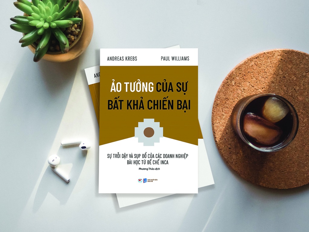 Giao lưu với hai tác giả cuốn sách Ảo tưởng của sự bất khả chiến bại - 3 Giao lưu với hai tác giả cuốn sách Ảo tưởng của sự bất khả chiến bại - 3