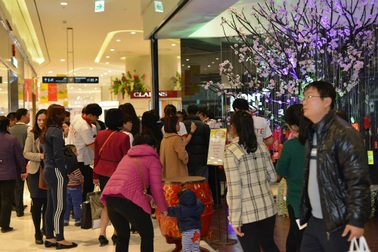 Không gian lãng mạn trong lễ tình nhân ở Hà Nội