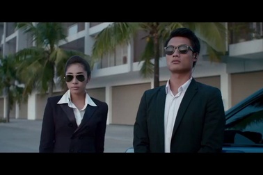 Cảnh rượt đuổi dữ dỗi của Mạc Hồng Quân và Hà Việt Dũng.