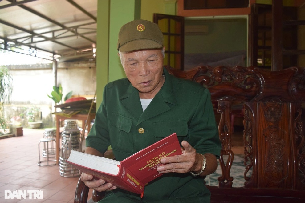 Xin lỗi Anh hùng lực lượng vũ trang đang khỏe mạnh bỗng thành... liệt sĩ - 3 Xin lỗi Anh hùng lực lượng vũ trang đang khỏe mạnh bỗng thành... liệt sĩ - 3