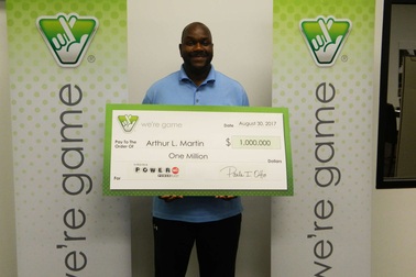 Trúng xổ số gần 23 tỷ đồng, 1 tuần sau mới biết