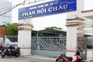 Cà Mau: Đề nghị làm rõ nhiều khoản thu chi tại trường trung học khiến phụ huynh bức xúc