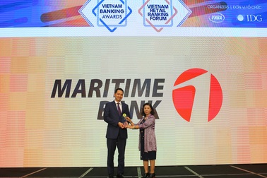 Maritime Bank nhận giải thưởng ngân hàng đồng hành cùng doanh nghiệp vừa và nhỏ tốt nhất Việt Nam 2017