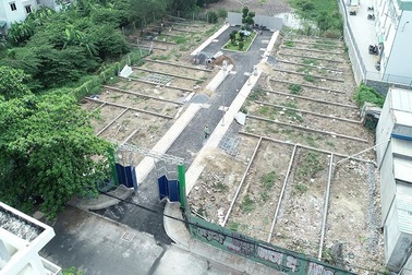 Quay cuồng cơn 'sốt đất ảo', phân lô bán nền trên đất quy hoạch đường xe lửa