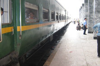 Hầm đèo Hải Vân sụt lở, đường sắt tê liệt nhiều ngày