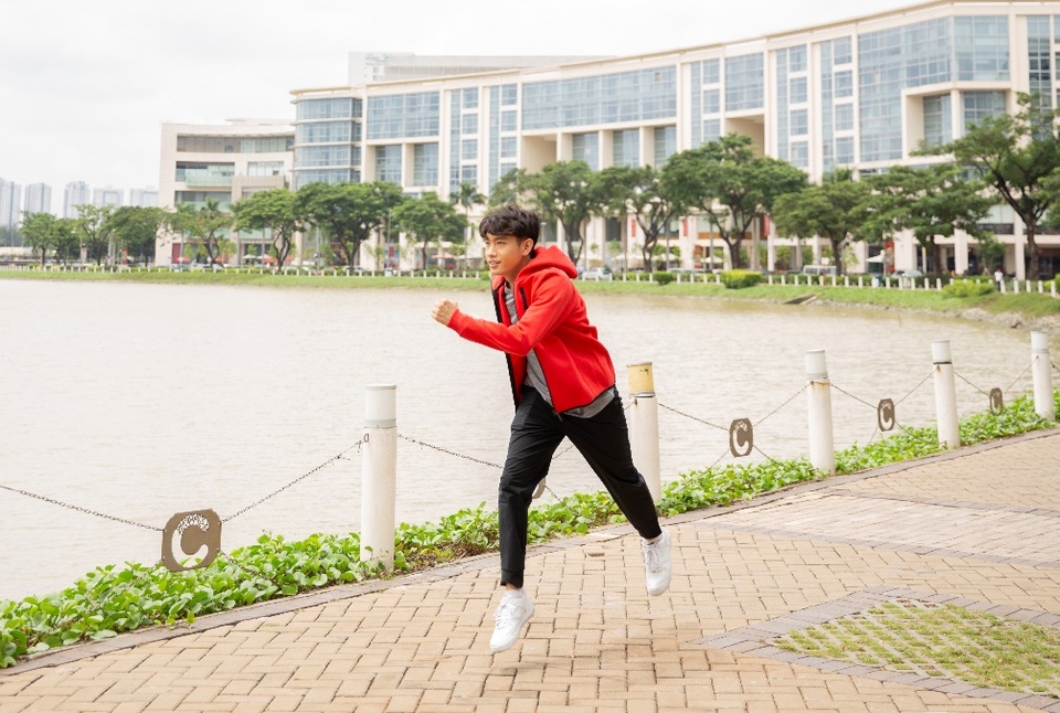 Giới trẻ yêu thích trang phục thể thao nhiều tính năng của UNIQLO - 5 Giới trẻ yêu thích trang phục thể thao nhiều tính năng của UNIQLO - 5