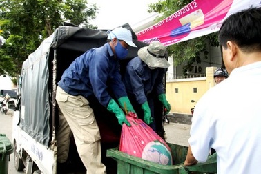 Bắt xe tải chở gần nửa tấn nội tạng động vật thối