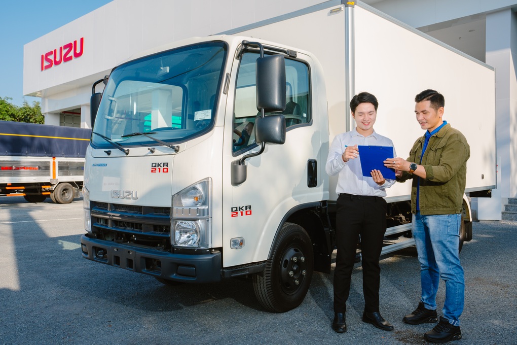 ISUZU - Dấu ấn bền bỉ trong nhịp vận hành của thị trường Việt Nam - 4 ISUZU - Dấu ấn bền bỉ trong nhịp vận hành của thị trường Việt Nam - 4