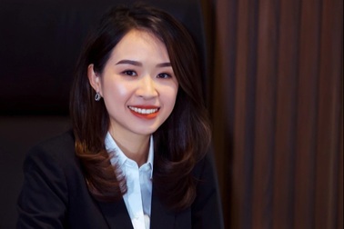 Chủ tịch, CEO 8X và sự xuất hiện của tỷ phú USD trên sàn tại Kienlongbank