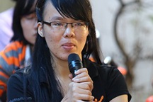 Cô sinh viên khuyết tật học giỏi, ham hoạt động xã hội