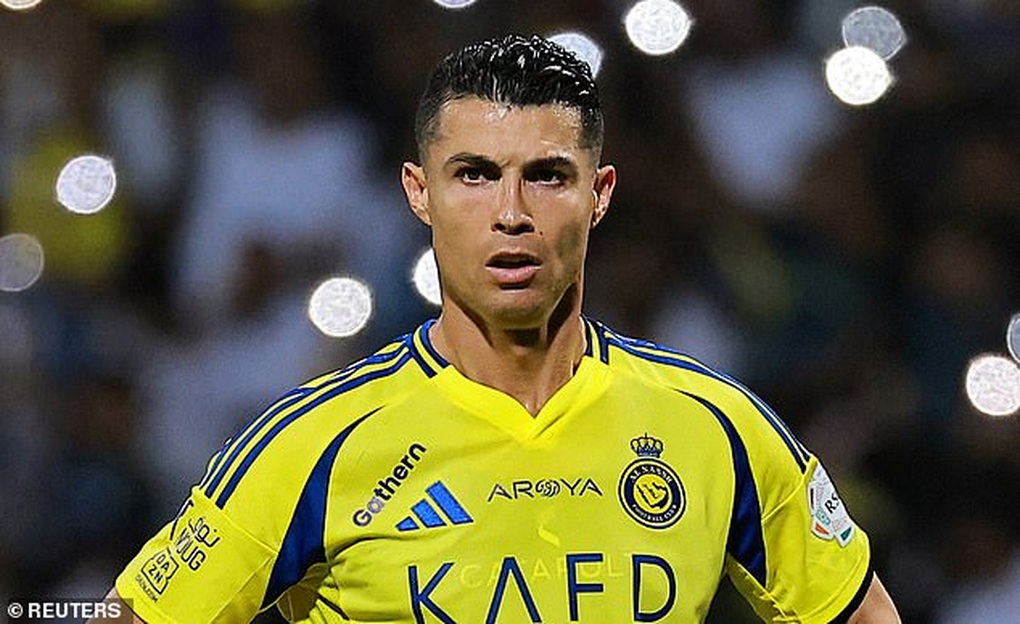 C.호날두, 알 나스르에 머물며 막대한 돈을 받은 이유에 대해 놀라운 발언 - 1 C.Ronaldo tuyên bố bất ngờ về lý do ở lại nhận núi tiền ở Al Nassr - 1
