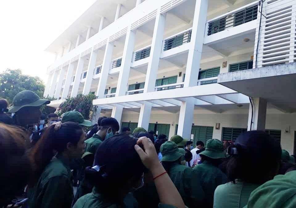 Sinh viên Đại học Huế có kết quả âm tính lần 2 với virus SARS-CoV-2 - 1 Sinh viên Đại học Huế có kết quả âm tính lần 2 với virus SARS-CoV-2 - 1