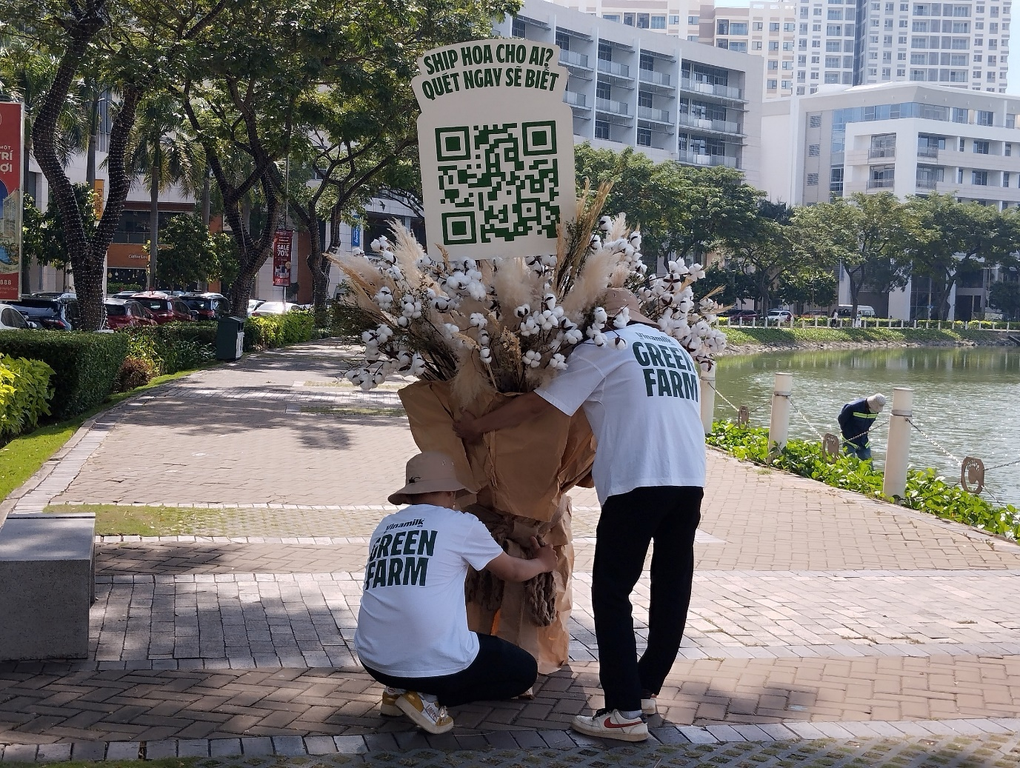 Giới trẻ mê mẩn với trải nghiệm mới lạ tại triển lãm Chu du miền vị giác - 1 Giới trẻ mê mẩn với trải nghiệm mới lạ tại triển lãm Chu du miền vị giác - 1