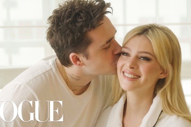 Xem Brooklyn và Nicola Peltz-Beckham chuẩn bị đi dự Met Gala 2022