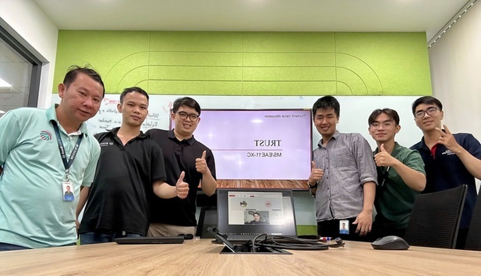 Nam sinh được công ty vi mạch Mỹ tuyển dù chưa ra trường - 2