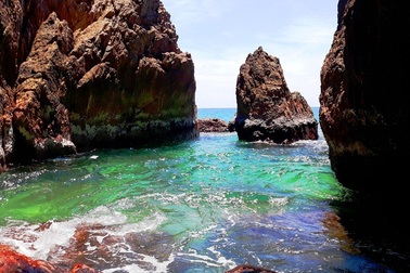 Ngỡ ngàng vẻ đẹp hoang sơ Mũi Rồng