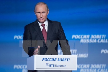 Nhìn lại nước Nga của năm 2016: Sóng cả chẳng ngã tay chèo