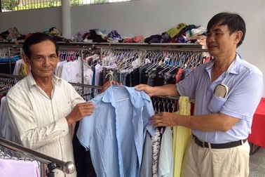 Cửa hàng "0 đồng" ấm lòng bà con nghèo vùng quê