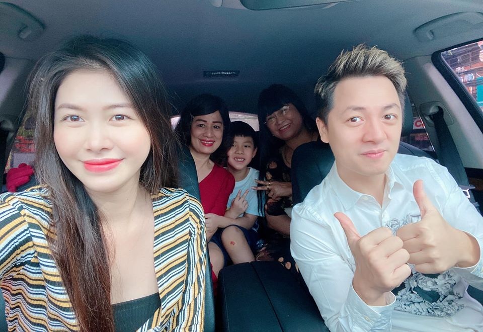 Bà xã Đăng Khôi làm điều đặc biệt dành tặng các “người hùng” ở khu cách ly - 7 Bà xã Đăng Khôi làm điều đặc biệt dành tặng các “người hùng” ở khu cách ly - 7