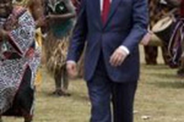 Video: Tổng thống Bush lắc mông