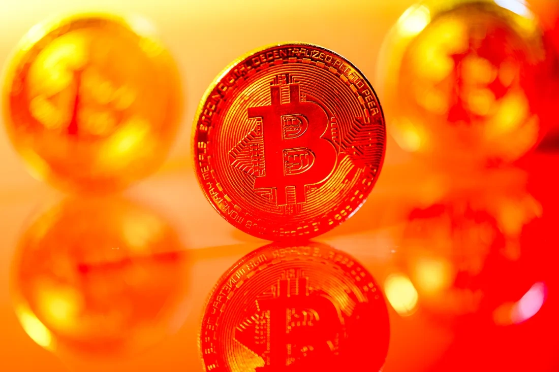 Cuộc chơi bitcoin thay đổi: Bình minh tài chính hay siêu bong bóng? - 2 Cuộc chơi bitcoin thay đổi: Bình minh tài chính hay siêu bong bóng? - 2