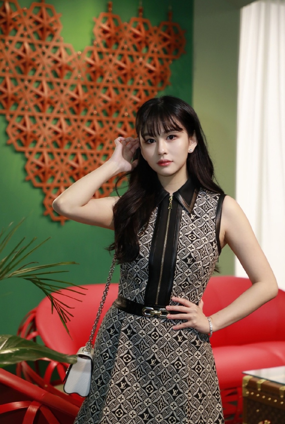 Nhan sắc mê đắm của con gái quả bom gợi cảm Khâu Thục Trinh - 14 Nhan sắc mê đắm của con gái quả bom gợi cảm Khâu Thục Trinh - 14