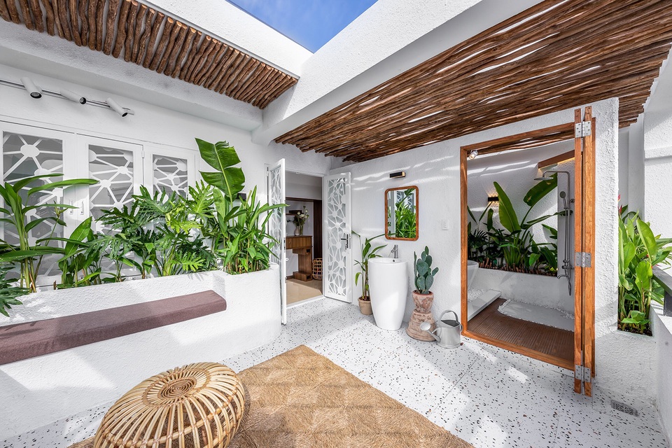 Cận cảnh ngôi nhà có thiết kế xanh mướt, đẹp mãn nhãn ở Bình Thạnh - 3 Cận cảnh ngôi nhà có thiết kế xanh mướt, đẹp mãn nhãn ở Bình Thạnh - 3