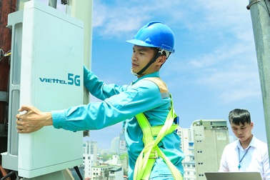 Viettel đã phát sóng trạm 5G đầu tiên tại TPHCM