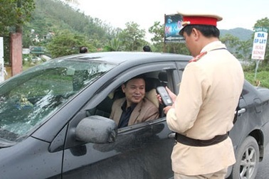 Đề xuất hình sự hóa, phạt tù lái xe say xỉn