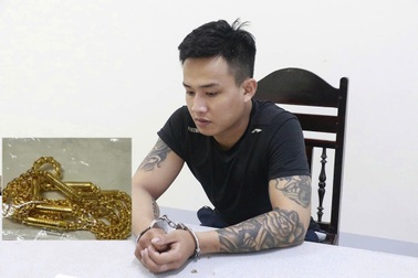 Thanh niên xăm trổ phá 5 két sắt để trộm tiền, vàng