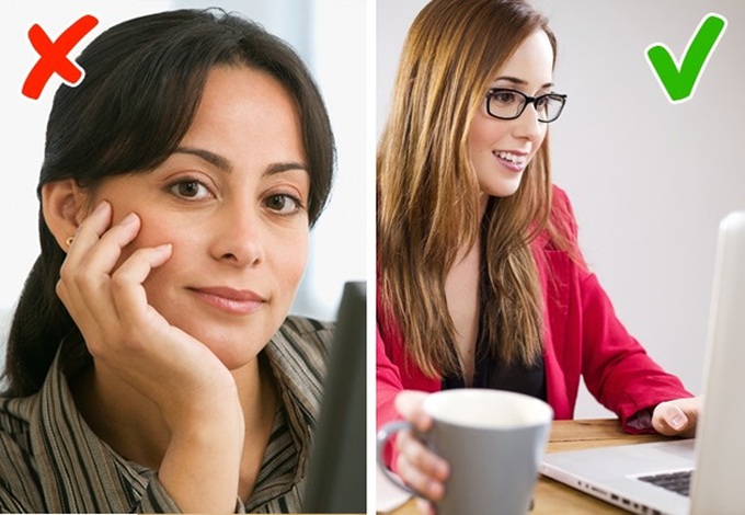 Chống tay lên cằm là một thói quen không tốt. Chúng có thể khiến vi khuẩn xâm nhập lên da, gây mụn.