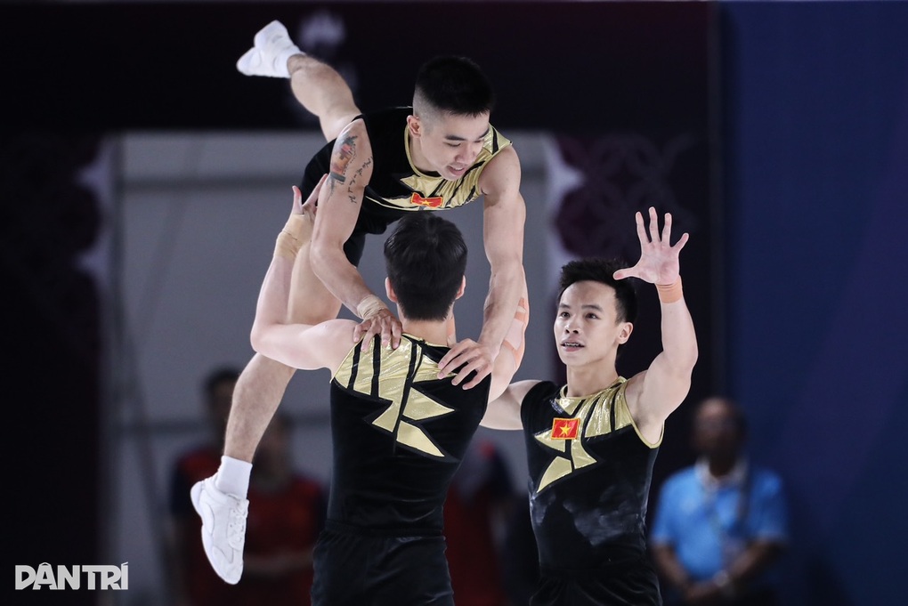 Nhật ký SEA Games 32 ngày 14/5: Việt Nam sở hữu 107 HCV, bỏ xa Thái Lan - 3 Nhật ký SEA Games 32 ngày 14/5: Việt Nam sở hữu 107 HCV, bỏ xa Thái Lan - 3