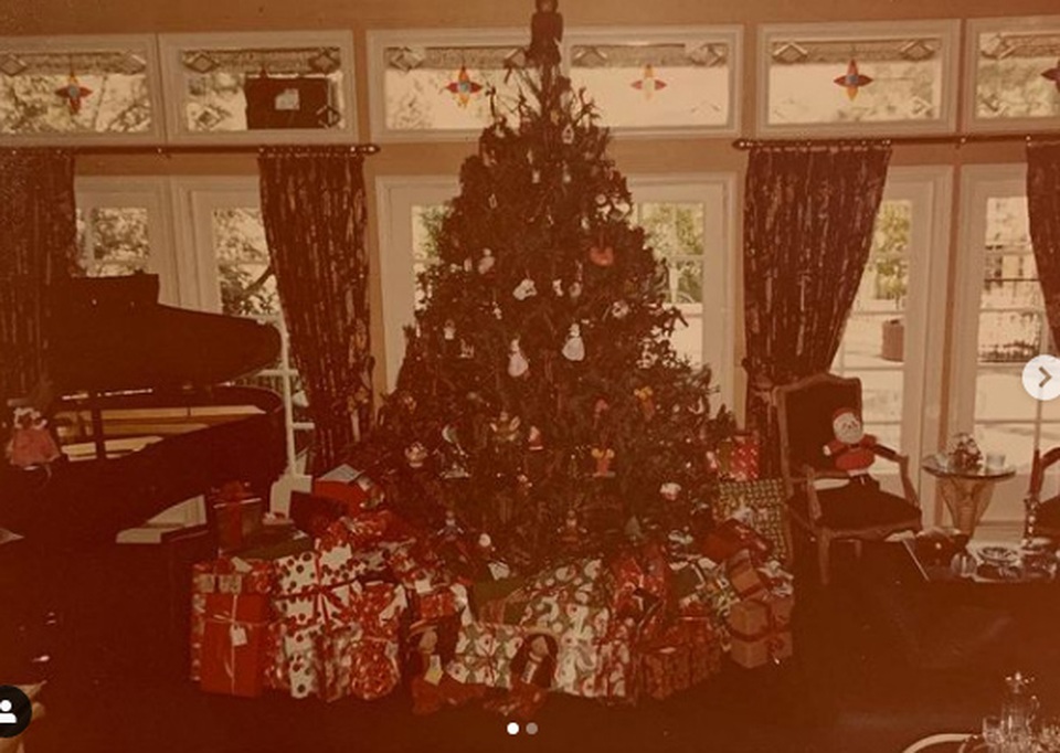 Kourtney Kardashian gợi cảm đón giáng sinh - 6