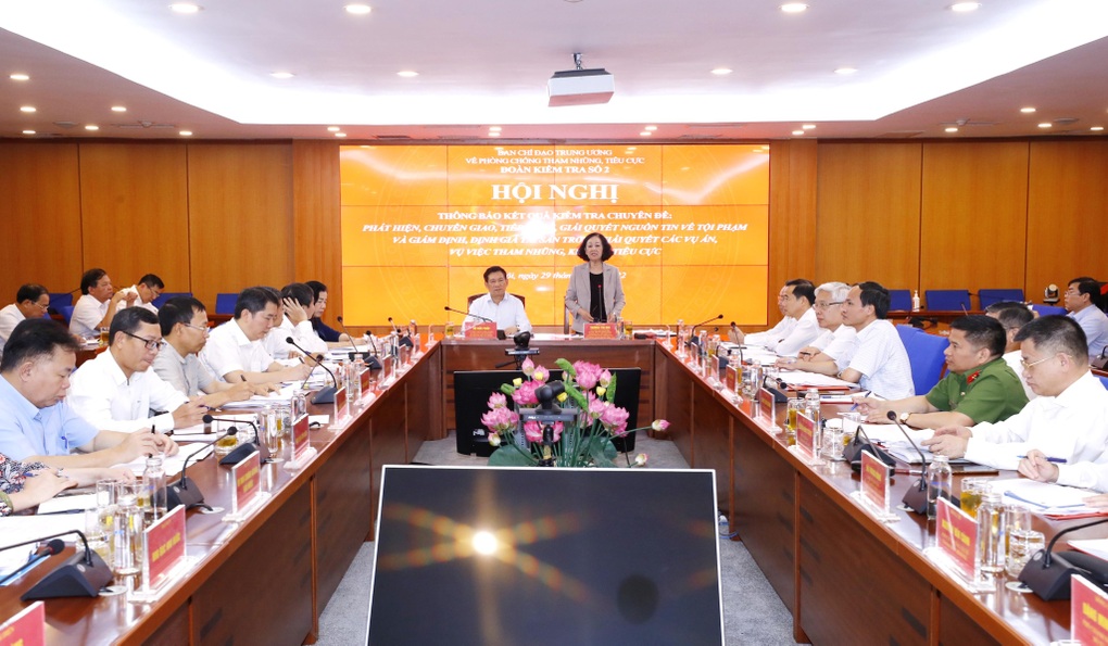 Yêu cầu Bộ Tài chính chuyển cơ quan thẩm quyền xử lý một số vụ việc - 2 Yêu cầu Bộ Tài chính chuyển cơ quan thẩm quyền xử lý một số vụ việc - 2