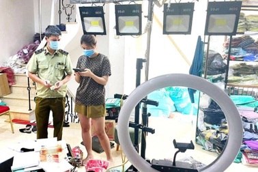 Hà Nội xử lý hàng giả trên không gian mạng