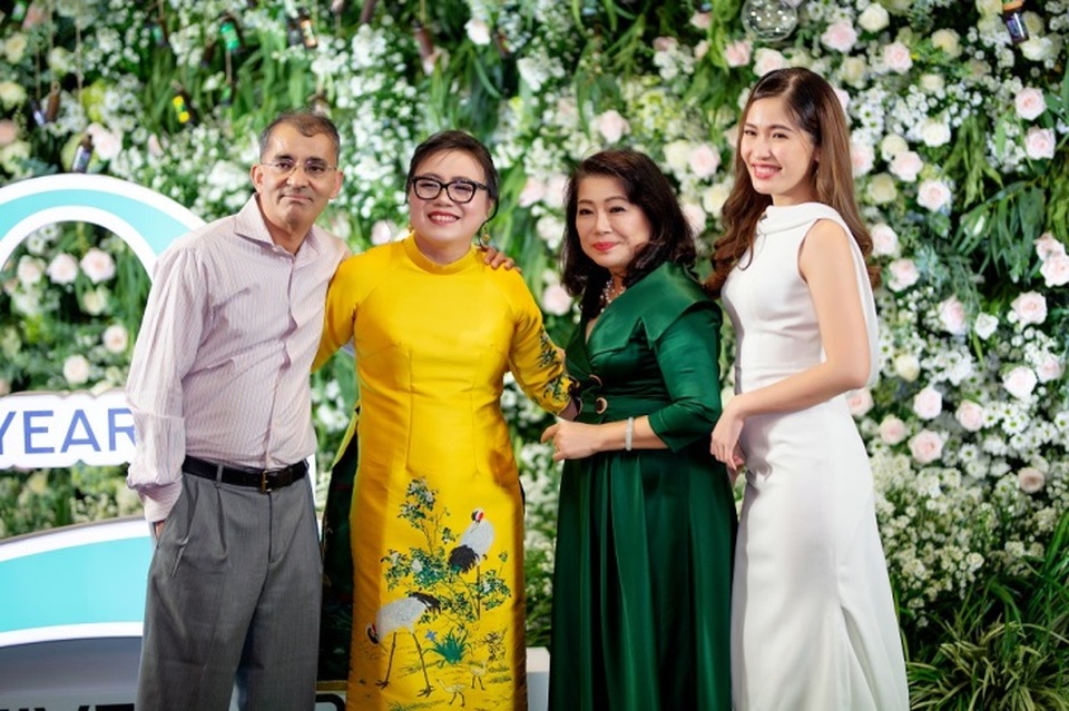 Tiệc kỷ niệm 20 năm thành lập Mylina Group – Đong đầy cảm xúc - 3 Tiệc kỷ niệm 20 năm thành lập Mylina Group – Đong đầy cảm xúc - 3