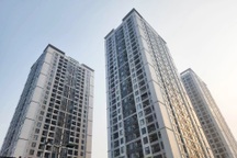 Chủ chung cư ở Hà Nội bắt đầu hạ giá bán, người mua giữ tâm lý thăm dò
