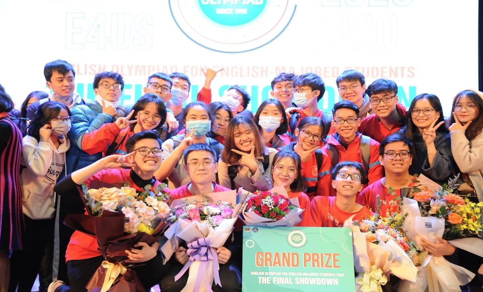 Sinh viên trường ĐH Y Hà Nội vô địch cuộc thi Olympic tiếng Anh toàn quốc - 1 Sinh viên trường ĐH Y Hà Nội vô địch cuộc thi Olympic tiếng Anh toàn quốc - 1