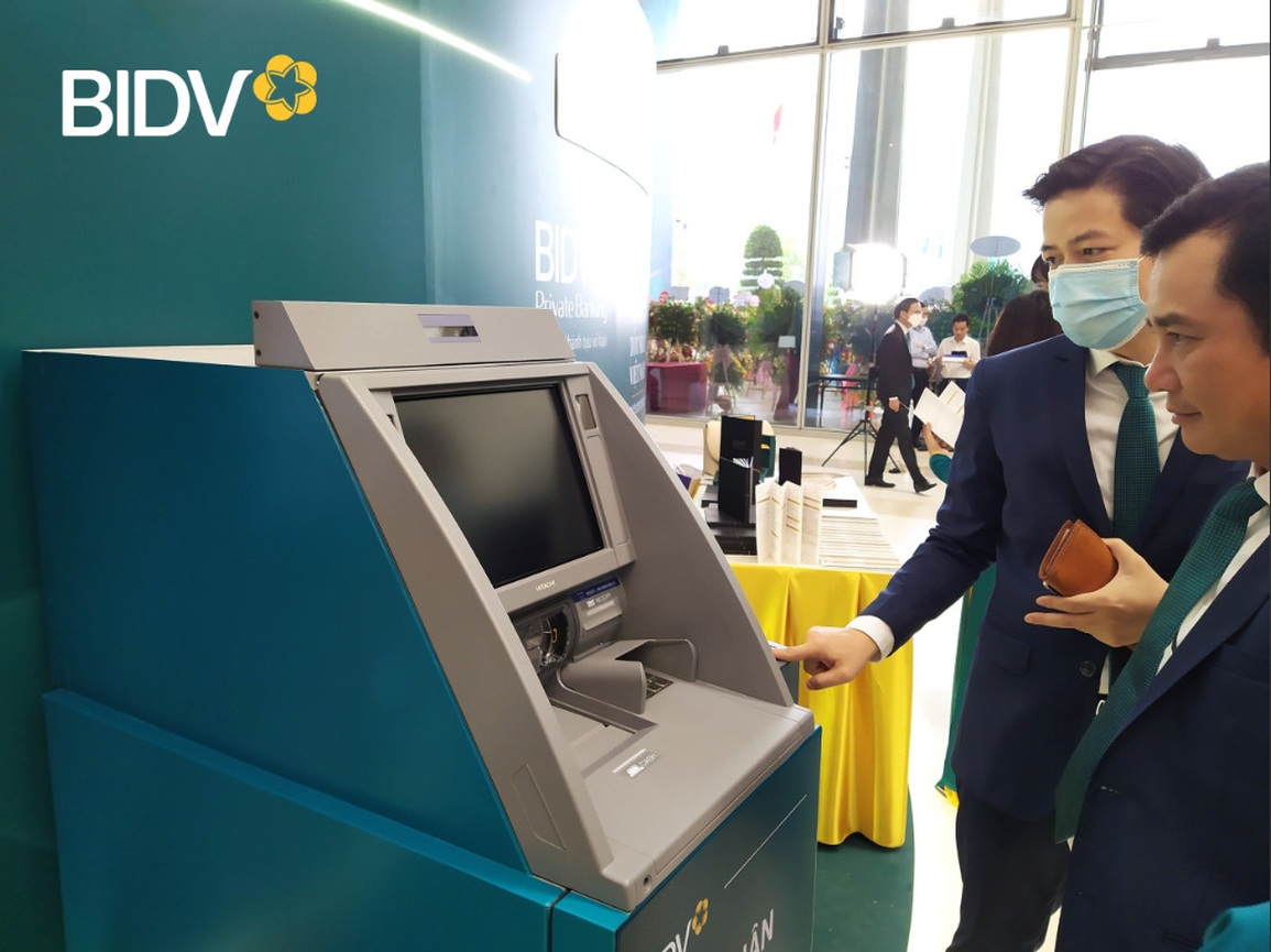 BIDV triển khai giao dịch ngân hàng bằng Căn cước công dân gắn chip - 1 BIDV triển khai giao dịch ngân hàng bằng Căn cước công dân gắn chip - 1